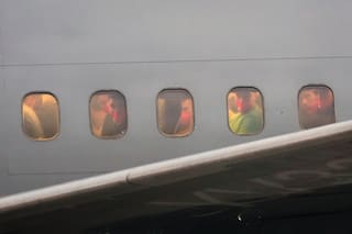 Inmigrantes que buscan asilo en EE.UU. son enviados a países desconocidos y quedan en el limbo