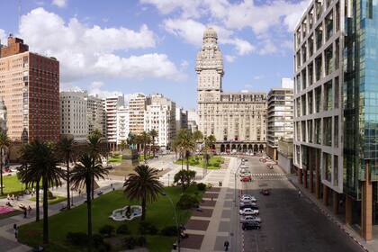 Uruguay propone seguridad jurídica e institucional