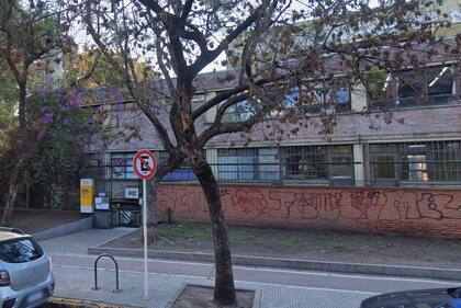 Inseguridad: robaron alrededor de 60 computadoras de una escuela de Palermo