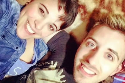 Lo único que sabían del otro es que tenían peinados feos