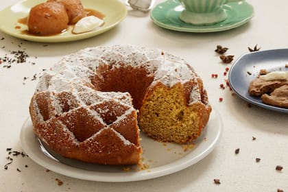 Inspirado en un receta austríaca, este budín especiado tiene te chai de vainilla, un blend con té negro, especias, vainilla de Madagascar y cáscaras de naranjas.