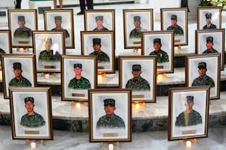 Instituto forense de Colombia identifica a las 69 víctimas del accidente de un avión militar