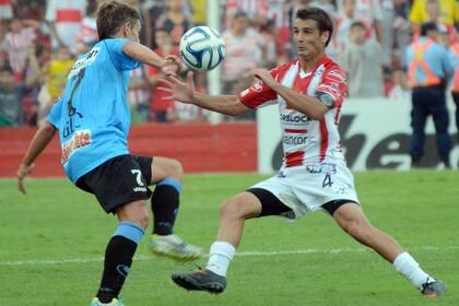 Instituto terminó sufriendo ante Villa San Carlos