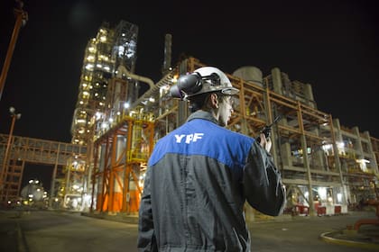 Integración con Vaca Muerta. Más del 70% del crudo que procesa la refinería proviene de la formación no convencional, clave para la competitividad del sistema energético.