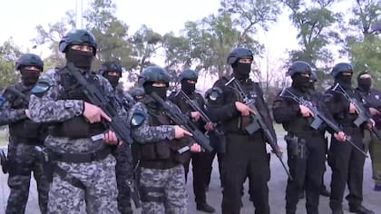 Integrantes de la nueva unidad de capturas de Santa Fe