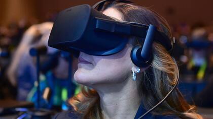 Intel usó anteojos Oculus Rift para su presentación en la CES 2017