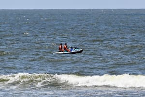 Encontraron muerto a un hombre que había desaparecido cerca del muelle en la costa