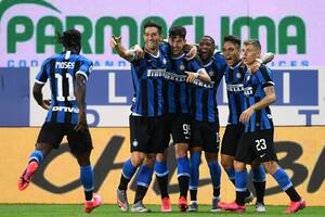 El Inter de Lautaro derrotó a Parma sobre el final y se afirma en la Serie A