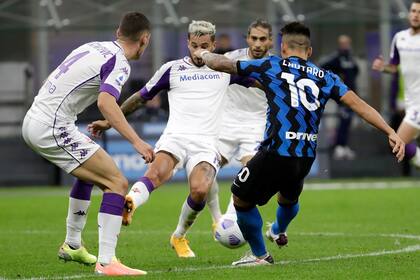 Lautaro Martínez marcó el 1-1, desde afuera del área, en la última jugada del primer tiempo