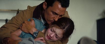 La relación de un padre, Cooper, y su hija, Murphy (Mackenzie Foy), en el centro de la trama de Interestelar
