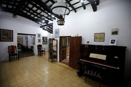 Interior de la Casa museo de Atahualpa Yupanqui en Cerro Colorado, Córdoba