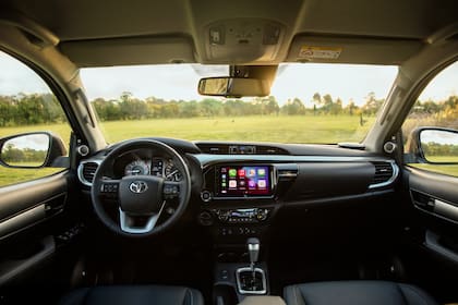 Interior de la nueva Toyota Hilux, que se ofrece a tasa 0 hasta agotar las 700 unidades de stock