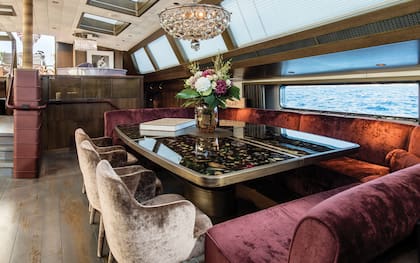 Interior del Pink Gin VI