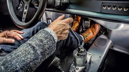 Interior del Porsche 911 SC minimalista de Anscheidt