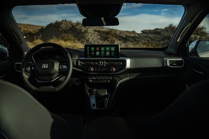 Interior moderno y tecnológico para la Fiat Titano