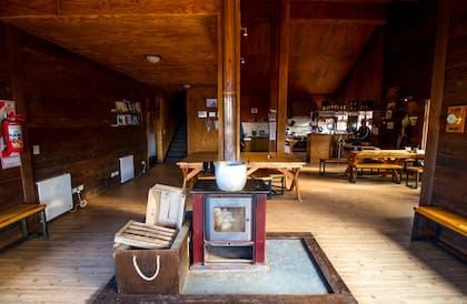 Interior Refugio Rocca, Parque Nacional Nahuel Huapi.