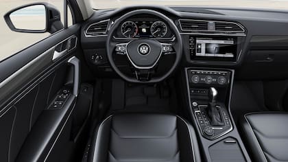 Interior sobrio y austero pero bien equipado para el Tiguan Allspace diésel