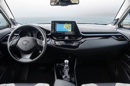 Interior sobrio y moderno para el Toyota C-HR