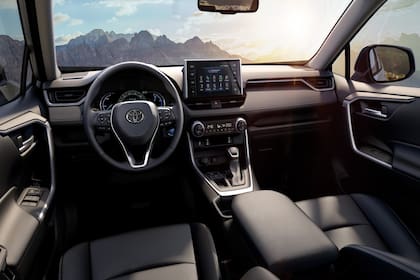 Interior sobrio y moderno y con gran equipamiento