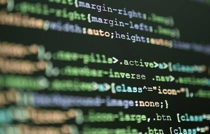 Internet es una fuente riquísima de información para entrenar modelos de IA.