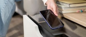 Desde borrar apps de redes sociales hasta teléfonos sin internet