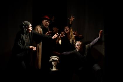 Intérpretes muy destacados en distintas disciplinas le ponen el cuerpo a Falso, un ensayo de locos