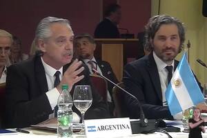 Alberto Fernández acusó a Uruguay de “romper” el bloque a través de acuerdos con países extra zona