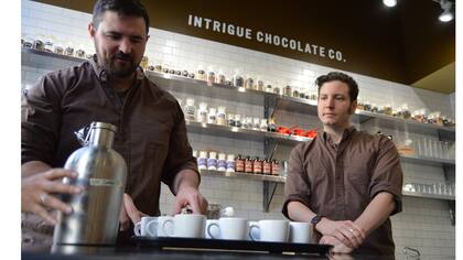 Intrigue Chocolate Co., donde sirven cold brew con chocolate