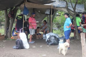 En Tucumán hay cerca de 10.000 evacuados y se espera que mejore el clima