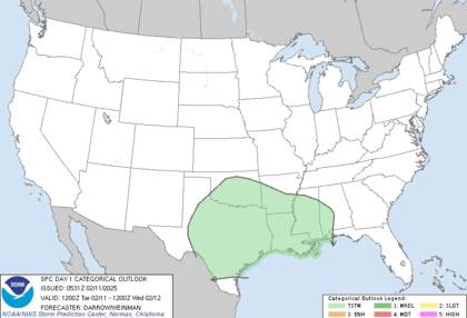 Inundaciones en Texas: lluvias de 50 a 100 mm podrían causar inundaciones en condados como Harrison y Shelby, con desbordes de arroyos y afectación de zonas urbanas