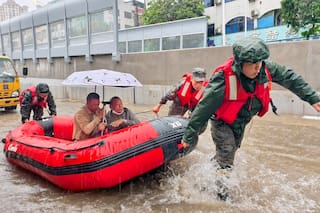 Inundaciones graves en el sur de China provocan evacuaciones y sumergen autos