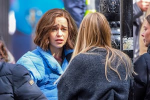 Primeras imágenes de Emilia Clarke en el set de filmación de la nueva producción de Marvel