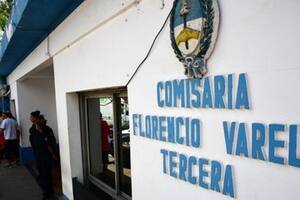 Florencio Varela: un conductor embisti贸 a dos vecinos que cortaban la calle por falta de luz y todo qued贸 f... - Image 3