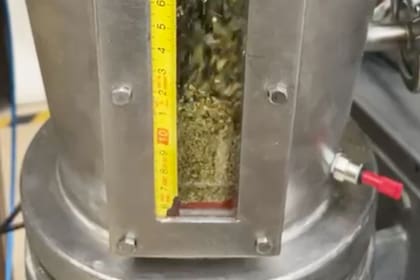 Investigaron quién tenía la tecnología de lecho fluidizado, hasta que llegaron al laboratorio del Conicet de Bahía Blanca