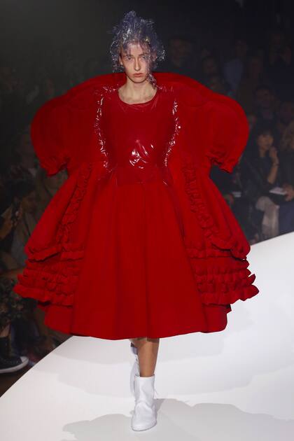 Invisible Clothes, colección Primavera 2017 de Comme des Garçons