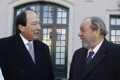 El senador radical Ernesto Sanz y el ex presidente de la Sociedad Rural Hugo Luis Biolcati
