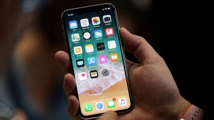 El iPhone X, presentado en 2017, ya no podrá usar Netflix porque no puede actualizarse a iOS 16, la versión mínima que admite la compañía de streaming