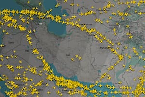 Irán cerró su espacio aéreo en medio de la escalada de tensión en el país