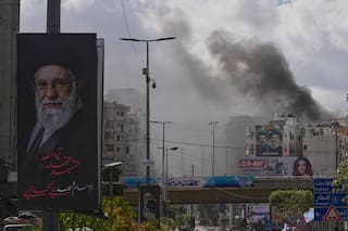 Irán mantiene a su embajador en Líbano pese a orden de expulsión