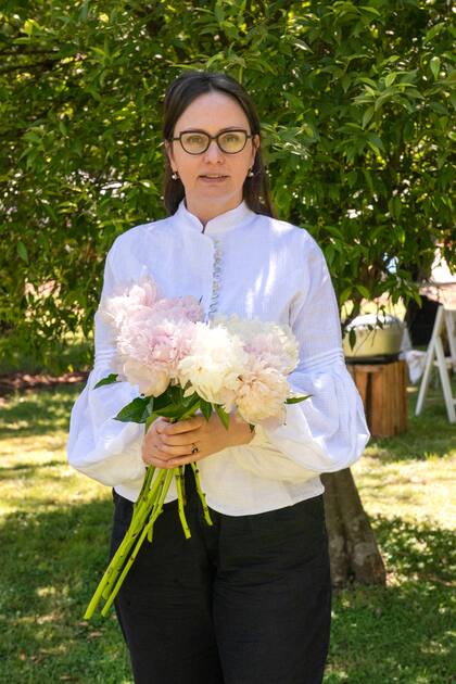 Irina Khatsernova dio una charla sobre arreglos florales.