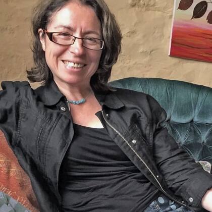 Irina Morgan trabajó para la BBC por 25 años, en la Unidad de Monitoreo y como jefa de la Oficina de Kyiv, que cubre Ucrania, Bielorrusia y Moldavia.