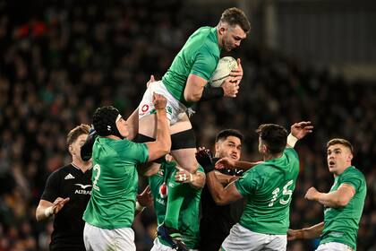 Irlanda y Nueva Zelanda protagonizarán este sábado uno de los partidos de mayor expectativa en los cuartos de final de Francia 2023; los europeos son los números 1 del ranking y los All Blacks apuestan a la historia.