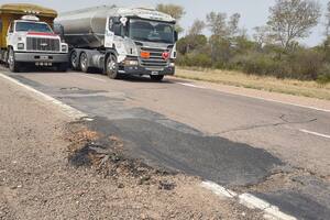 Irregularidades causadas por parches protuberantes en la ruta nacional N°34