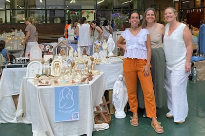 Isa y tere con su cuñada Lucre en una feria de Navidad