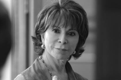 ISABEL ALLENDE Escritora