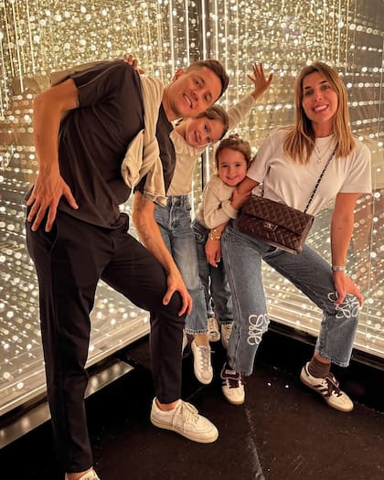 Isabel es española y se desempeña en el rubro de la moda (Foto: Instagram @isabelcollado)