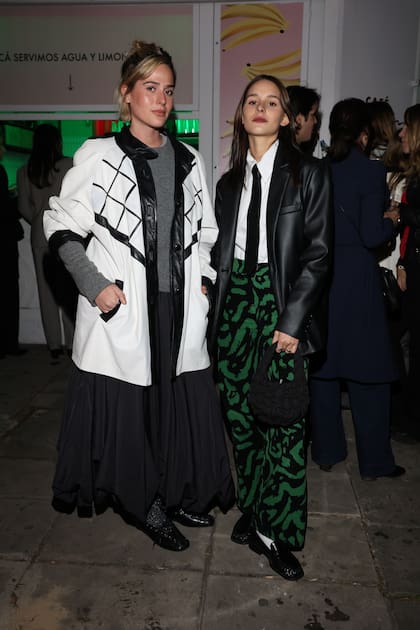 Isabel Loza y Azul Roca.