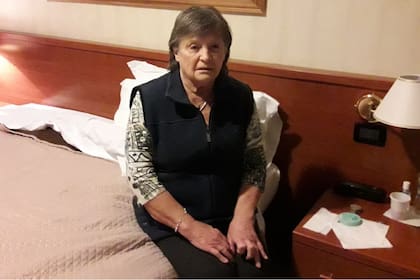 Isabel Ribotta, la argentina que está varada en un hotel de Civitavecchia, en Italia, por la pandemia de coronavirus; el 23 de marzo su marido fue internado y falleció unos días después, pero nunca pudo verlo