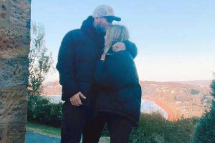 Isabelle encontró el amor nuevamente en su amigo de la infancia