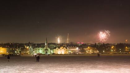Islandia, el primer país del mundo en exigir por ley la paridad de sueldos entre hombres y mujeres